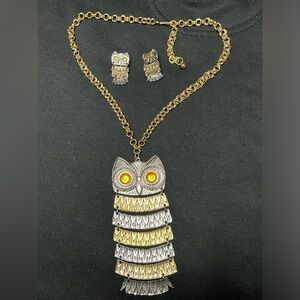 Vintage Celebrity Owl Necklace earrings Set reticulating gold silver tone
